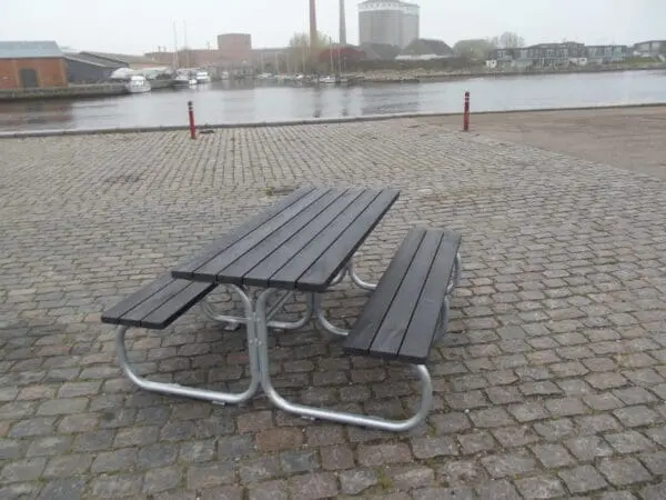 Bord/bænkesæt i genbrugsplast - Billede 2