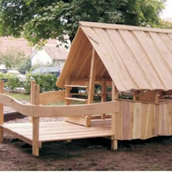 legehus med terrasse - Image 2