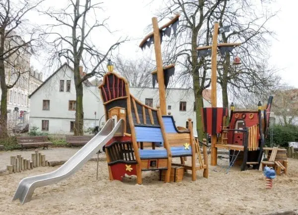 piratskib 2 - Image 2